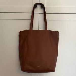 NWOT  CUYANA TALL TOTE -